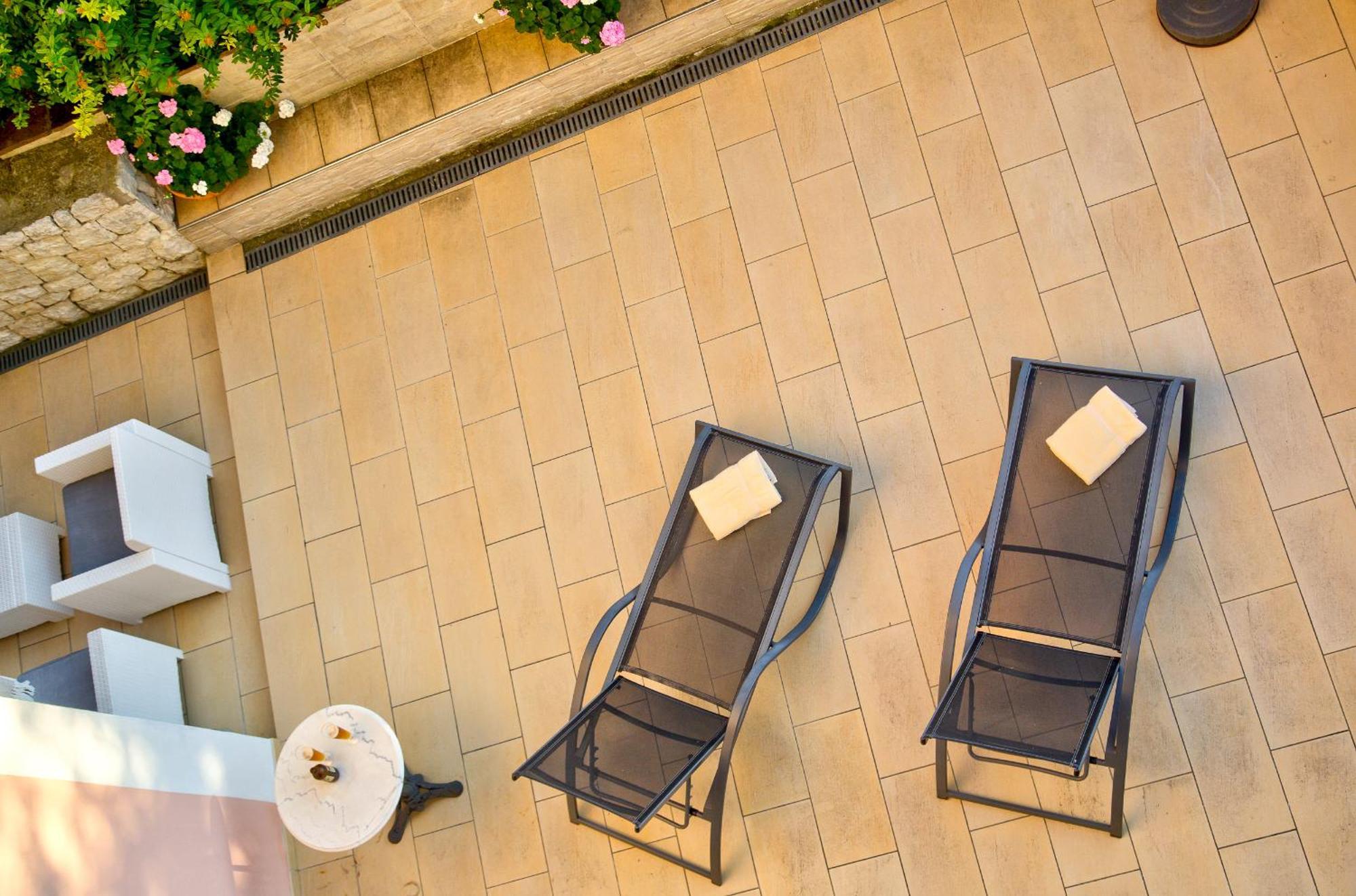 סיוזי Eden Apartments מראה חיצוני תמונה